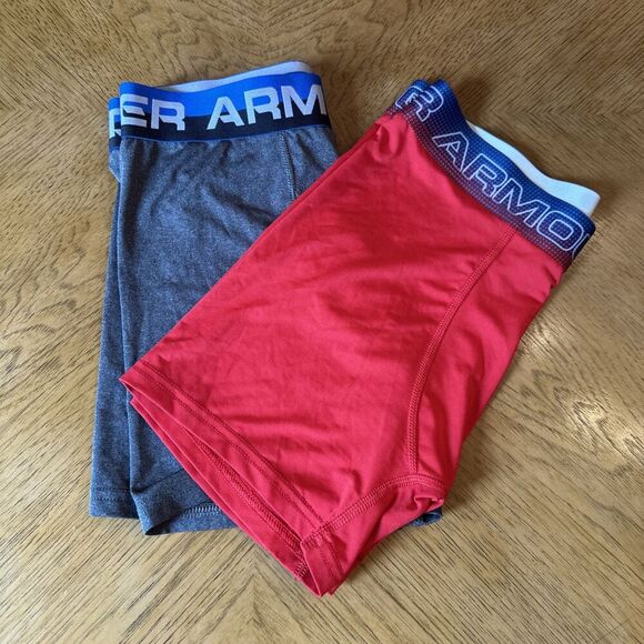 New Boy's UNDER ARMOUR Heatgear Set Of 2 Boxer Brief size YLG - Picture 1 of 3